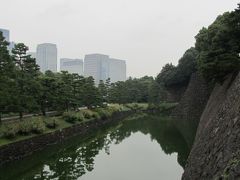 雨の中の皇居東御苑を訪問する②