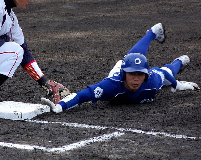 今年の社会人野球日本選手権は、１回戦が地方球場での開催となり、日立市民、岡崎市民、わかさスタジアム、倉敷マスカットでの開催。<br />岡崎では、三菱重工横浜VS王子製紙の因縁のカード。都市対抗に続く再戦となりました。<br />我らが松井の三菱横浜、そして、西武ライオンズドラフト6位指名を受けた熊代のいる王子製紙。<br />楽しみな対戦となりました。<br /><br />雨の中、横浜を出発して、浜松を経由して30日（土）は雨で中止。試合は31日に開催されました。