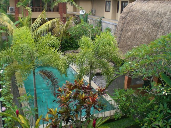 ウブドで快適なバンガローを見つけましたので見てください!<br /><br />http://ubud-lestari.com/