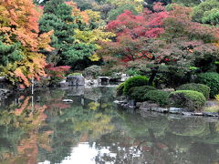 2010　紅葉を追いかけて（10）鶴舞公園を散策