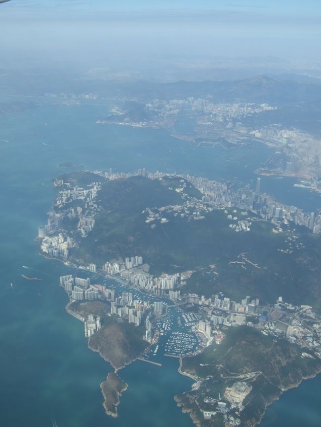 初海外の韓国旅から半年、海外第２弾の旅の舞台は香港・マカオです…！<br />いつか行ってみたいと憧れつづけてきた香港・マカオ…、やっとその「いつか」がやってきました。<br />夢見た街へ、空を飛んで３０００ｋｍ…♪<br />「今」の香港を、「今」のマカオを、旅したい。<br />自分の目で見て、足で歩いて、心でなにかを感じたい。<br />２つの街を巡る、１週間の旅のはじまりです～！