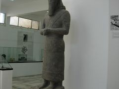 メソポタミア　ユーフラテス川の出土品はみごと!!