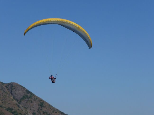 標高702m のへハイキングで登りました。鳥渓沙駅-馬鞍山 2時間半<br />馬鞍山ー西貢 2時間の行程です。<br /><br />