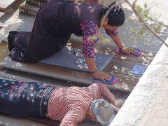 ネパール（の一部）見聞録⑦　ボダナート、スワヤンブナート　仏陀の目に見透かされる一日