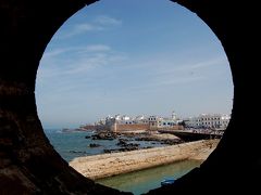 海辺に面した要塞と美しいメディナを今にとどめる港町エッサウィラ（Essaouira）