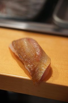 05-7. 築地で朝ごはん(と、時々？朝酒) 場内『寿司大』でお寿司編 其の七