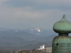 今日の三条大橋からは少し雪景色の山が見えていた・・・・・・・ランチはインド料理≪ケララより≫