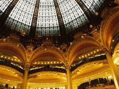 パリの休日　2002　その4　ブルゴーニュとシャンゼリゼ、イタリア広場、エッフェル塔、サンジェルマン　Holidays in Paris No.4/Galeries Lafayette in Paris