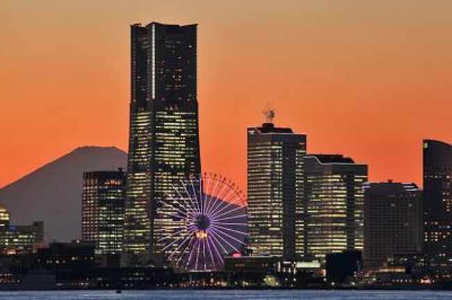 横浜みなとみらいと富士山の夕暮れ 大黒埠頭より 神奈川県横浜市鶴見区 鶴見 神奈川県 の旅行記 ブログ By Kuropisoさん フォートラベル