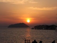琵琶湖に沈む夕陽