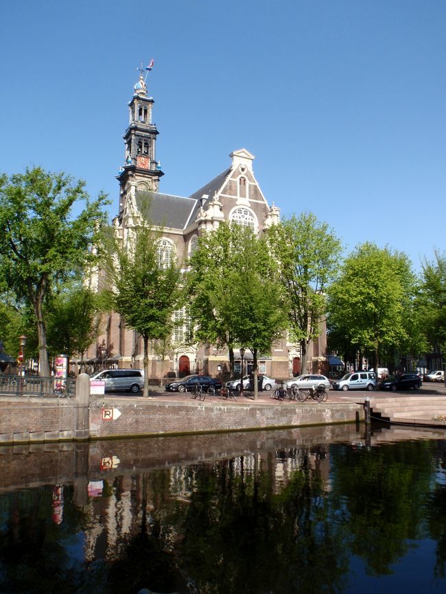 アムステルダムの中心をふらふら<br /><br />いろいろみたいとお思いなかなかお茶もできず・・・・<br />トホホ・・・