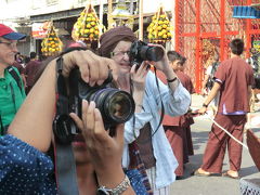 チェンマイ花祭り　撮影部隊（カメラマン）編