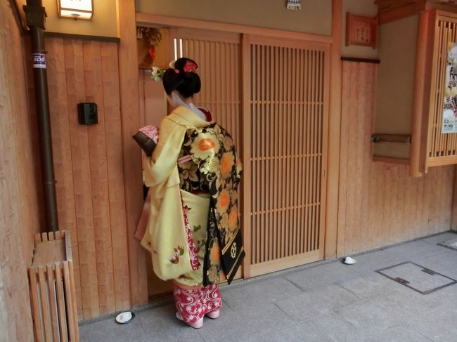 今回の近江路コミュのオフ会は、遠く離れた羅臼(ラウス)にて急きょ参加を決めました。<br />道東の旅の途中トラベラー仲間の“ツーリスト今中”さんとお会いし<br />その時に、どうですか?って誘っていただきました。<br />夜のお食事会のみの参加となりましたが<br />初参加の私でしたので、まずは始めまして^∀^* のご挨拶から♪<br /><br />