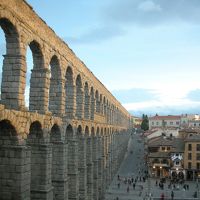 セゴビア_Segovia　圧巻のローマ水道橋！名物のコチニージョも美味　