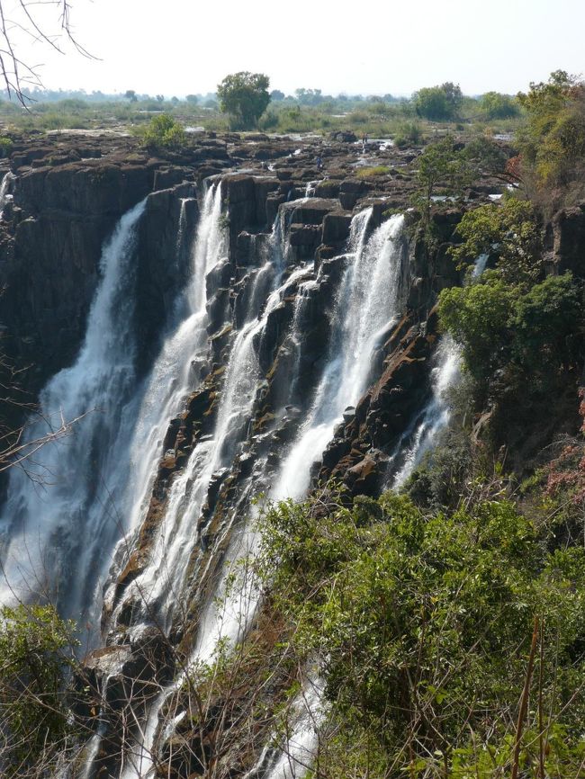 　短い滞在だが滝をザンビア側から眺めるためだけに入国<br />