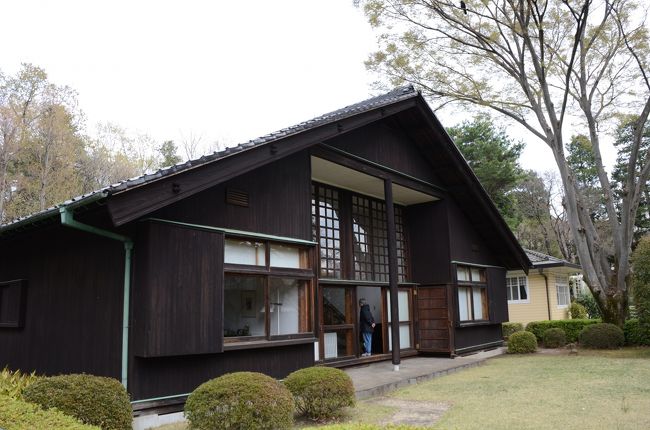 晴れた日にはカメラを持って東京の街を大好きな建物を見つけに散歩する、そんな東京建築散歩。<br />これからシリーズものでアップしていきます。<br />まず最初は小金井の江戸東京たてもの園の大好きな前川國男邸からスタートです。