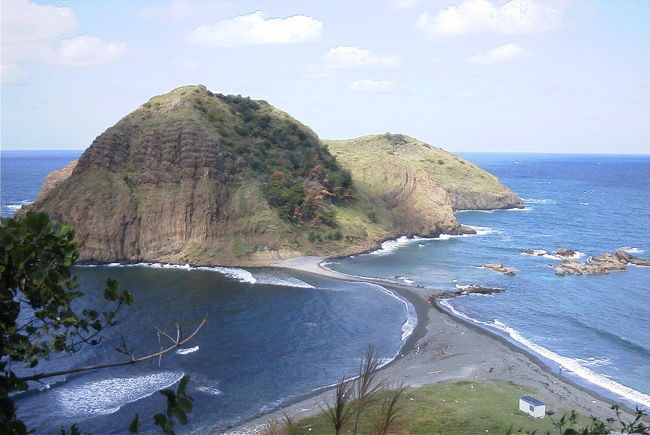 2001年9月、とある３連休、思い立って佐渡島へ行ってみました。<br />あまり旅行先としてクローズアップされないけど、大自然が残って気持ちいい島。<br />ドライブしながらゆっくり、北半島をぐるりまわりました。