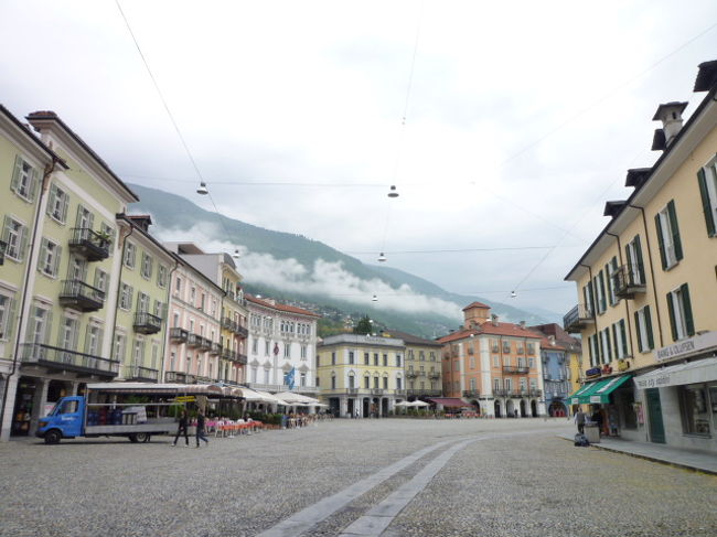 スイスの南国！　魅惑のティチーノ旅♪　Ｖｏｌ８（第２日目午前）　ロカルノ　ロカルノ城（ヴィスコンティ城）とピアッツァ　グランデ♪