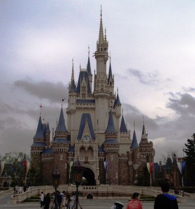 アトラクションに乗り尽くせ 家族ｄｅ東京ディズニーランドの春 １１ 東京ディズニーリゾート 千葉県 の旅行記 ブログ By ミセスきゃぴさん フォートラベル