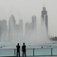 The Dubai Fountain！ ＆ エイ？ 猫？ 駱駝？？ 孔雀？？？
