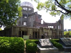 五月晴れの広島・原爆ドーム