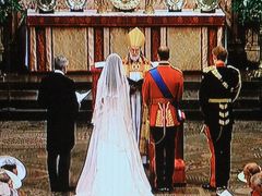 華麗なる英国 Royal Wedding を見る 