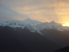 東チベット　デチェンの旅（７）～梅里雪山Ⅵ・雨崩村→飛来寺～