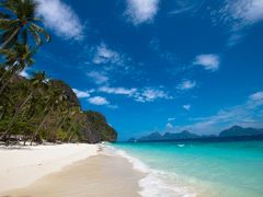 翠玉の海、ラゲンアイランド [El Nido Resorts Lagen Island]