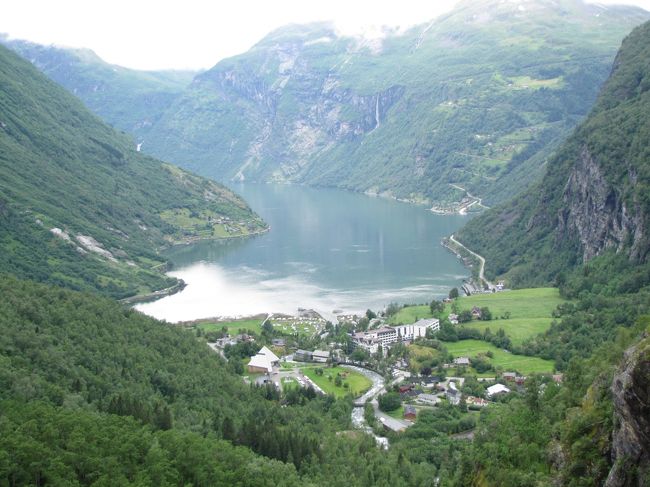 ノルウェーの旅（１）・・ゲイランゲルフィヨルドとブリクスダール氷河を訪ねて
