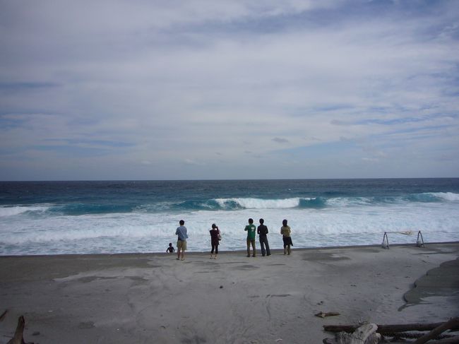 2泊3日で式根島へ言った際、日帰りで新島へ行ってきました〜☆<br />島内を自転車で駆け巡りました。