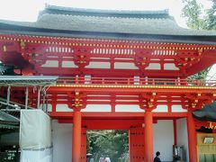 2003春、桜の頃の春日大社(1)若草山山麓、鹿、春日大社