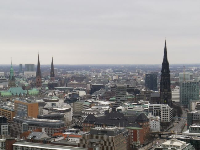 2011年2月19日　29歳の誕生日でした。<br />ドイツで迎えた20代最後の誕生日、ずっと行ってみたかったハンブルグでの一日でした。<br /><br />めっちゃ歩いたハンブルグ！<br />一気にどうぞ☆