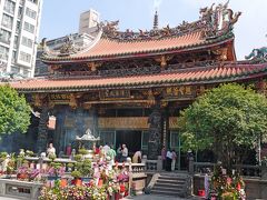 2011.7台湾出張旅行9-「三井料理美術館」での食事，龍山寺