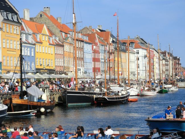 ８月４日。ヘルシンキを離れいよいよ最終国デンマークへ。ヘルシンキ１２：５０のスカンジナビア航空コペンハーゲン行きで、午後はコペンハーゲンの街を訪れます。ここで１泊し、翌日は、郊外のお城を見た後、日本へ帰国です。
