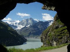 スイス･ハイキングの旅 2011夏（８）　ディス湖～シェーヴル峠～アローラ