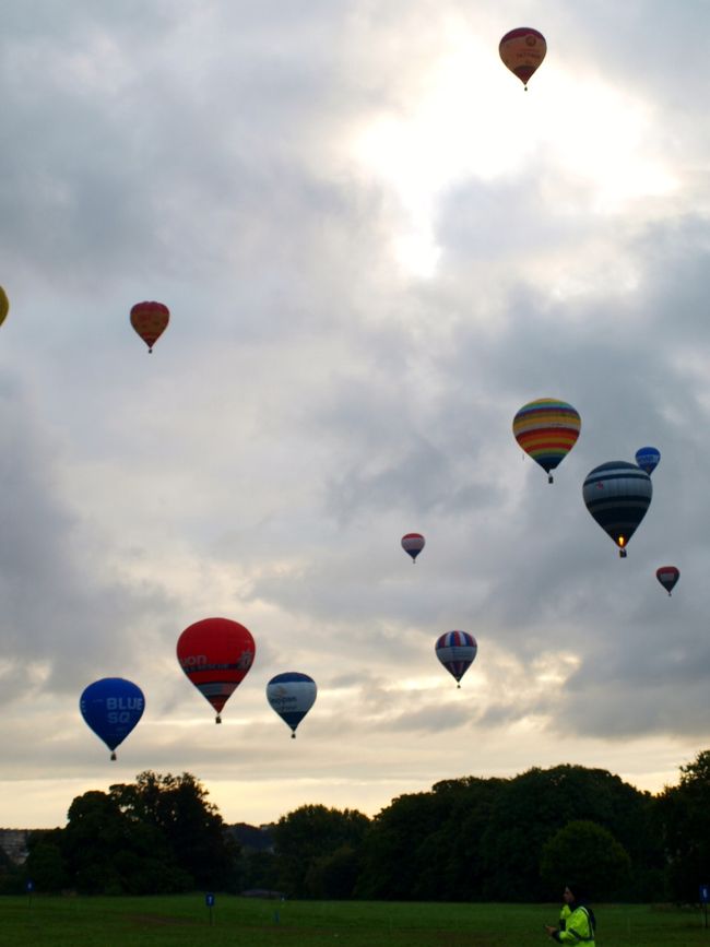 イングランド ブリストル Bristol Balloon Fiesta 11 絵葉書のような光景に感動 ブリストル イギリス の旅行記 ブログ By びんぞうさん フォートラベル イングランド ブリストル Bristol Balloon Fiesta 11 絵葉書のような光景に感動 ブリストル イギリス の旅行記 ブログ By びんぞうさん フォートラベル