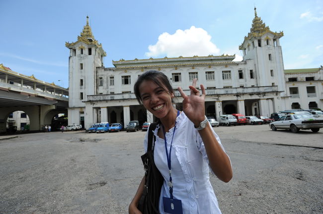 8/14（日）<br />Yangon Central Railway Station