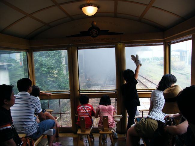 熊本ー人吉間の観光列車「人吉」です。<br />蒸気機関車は単発で運行する分は良いけど、あの煤煙はタイヘンです。<br />ノスタルジーだからよいのかな。