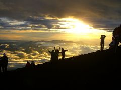 やっぱり今年も富士登山　　～ 日本三霊山に登る２０１１年夏　締めくくりは富士山 ～