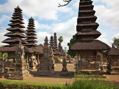 バリ島デビュー第三日目（スミニャックとアマン・タユン寺院、タナロット寺院）