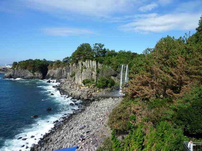 済州と対馬！島々を巡る4日間の旅のはずが・・・3日間に?!!(2)滝を三つ見て城山日出峰に登ったあと・・・やっちゃいました（＾＾ヾ