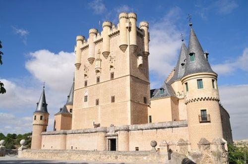 世界遺産 スペイン セゴビア 城 額物 スペイン】世界遺産セゴビア旧市街 白雪城のモデル「アルカサル