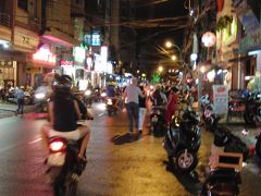 6．雨季でも楽しい！中秋節のベトナム　～デタム通り界隈の夜と、ホーチミン最終日～