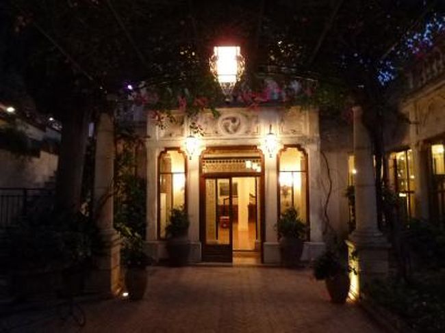 １６日間の美食とビーチバカンスのシチリア！Ｖｏｌ２（第１日目夜）：タオルミーナのホテルが変更！？