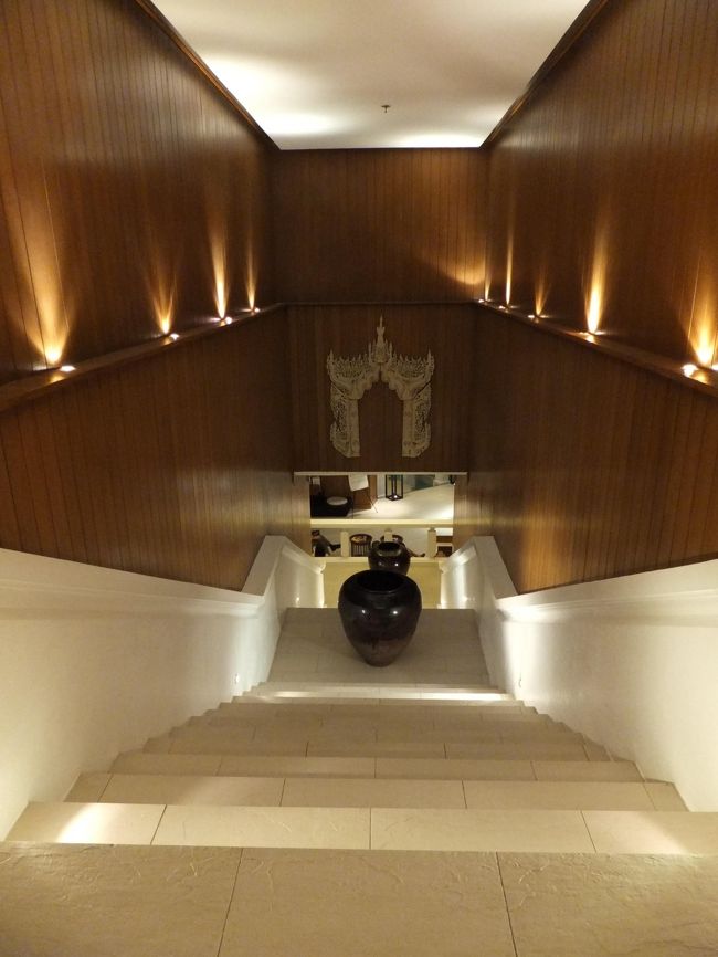 今回の旅行のメイン!!<br />SPA(^▽^○)ノ<br /><br />想像以上の清潔感とクオリティ☆<br /><br />4日間の滞在中、街中で3回とホテルで1回の合計4回も<br />行っちゃいましたο(^▽^*)ο〜♪<br /><br />場所によってですが、街中では1000円以下のSPAもあるよう<br />私が行ったところは90分でだいたい3000円以内☆<br /><br />とってもお得で、技術も高くて…大満足です♪<br /><br />こんな贅沢、なかなか出来ない…<br />