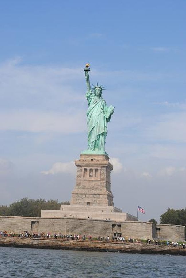 ｏｈ ｍｙ ｎｅｗｙｏｒｋ 自由の女神 夜景その1編 ニューヨーク アメリカ の旅行記 ブログ By カスモンさん フォートラベル