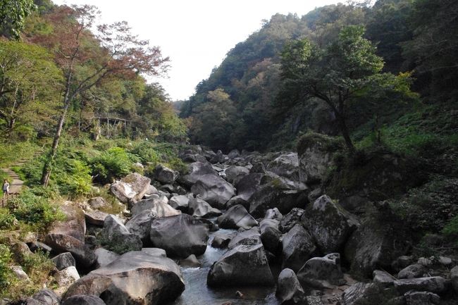 町内会の行事　ハイキングの下見に行って来ました。<br /><br /><br />まだ紅葉には早かったです。が、本番には美しい紅葉が見れる事を願っています。