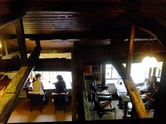 金鱗湖に近い　亀の井別荘・「天井桟敷」で江戸末期 造り酒屋の屋根裏で心癒されました～　