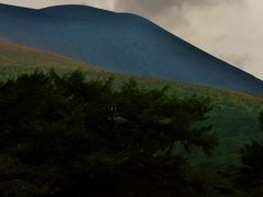 浅間山麓B　浅間火山観測所から白糸の滝へ　☆信濃路自然歩道を往く