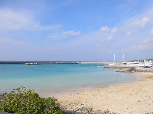 今年５月に行く予定だったのですが、台風接近で船が全便欠航！<br /><br />スケジュールの都合も付かず、諦めたのですが今回念願かなっての伊江島滞在となりました♪<br /><br />平坦な島と聞いてたのですが、意外にアップダウンもあってレンタカーで周って正解でした。<br /><br />